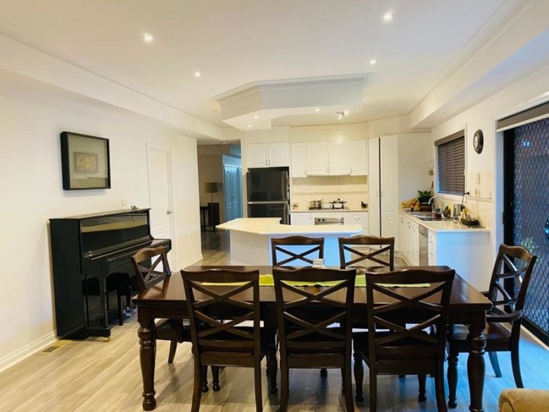11 Garfield Way, Craigieburn VIC 3064