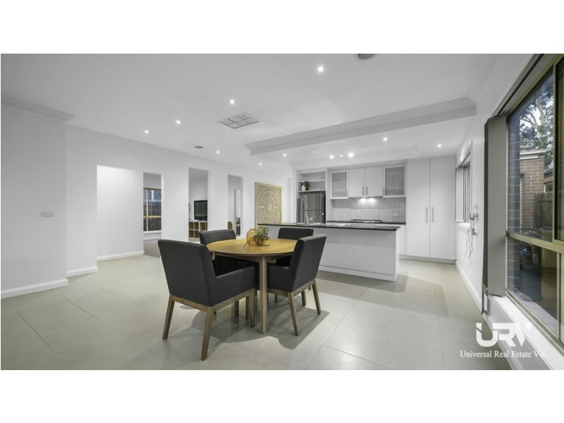 18 Wisteria Avenue, Craigieburn VIC 3064