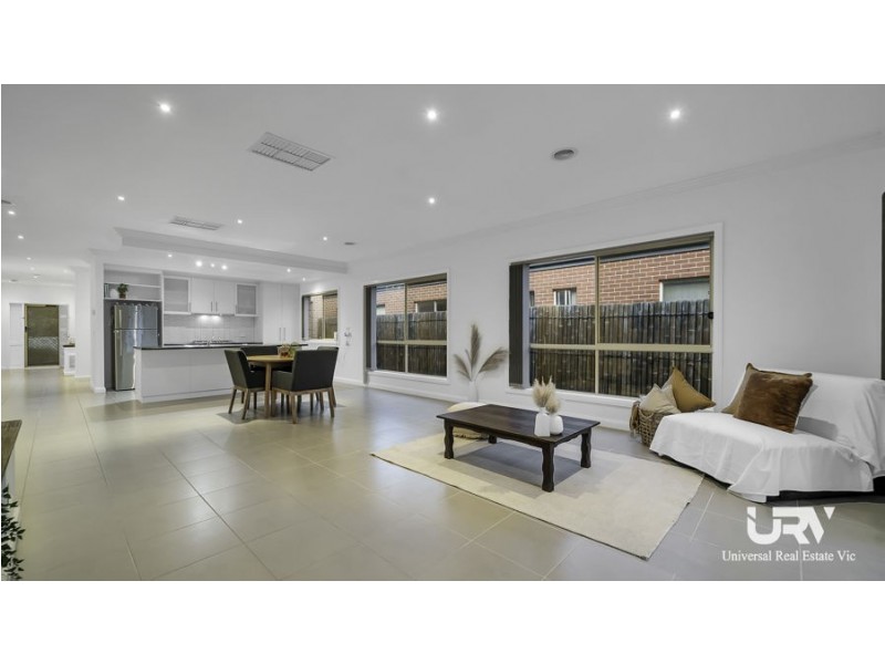 18 Wisteria Avenue, Craigieburn VIC 3064