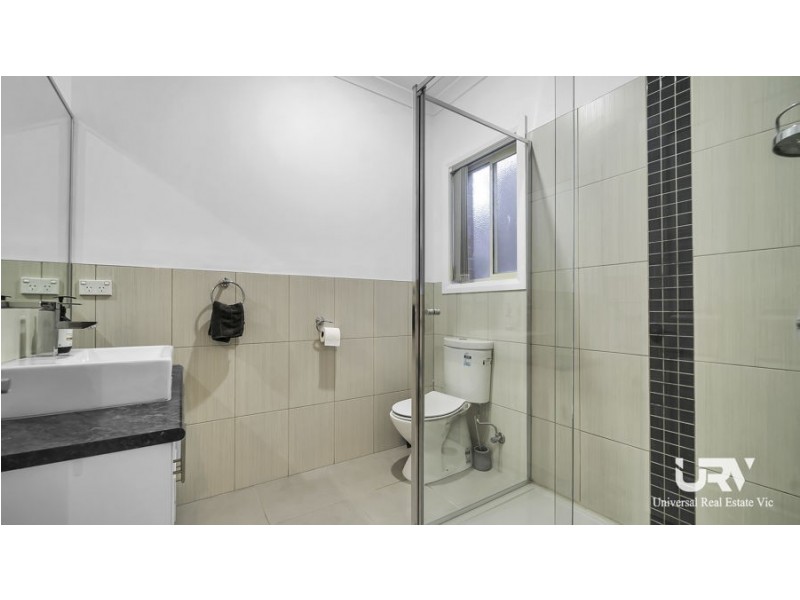 18 Wisteria Avenue, Craigieburn VIC 3064