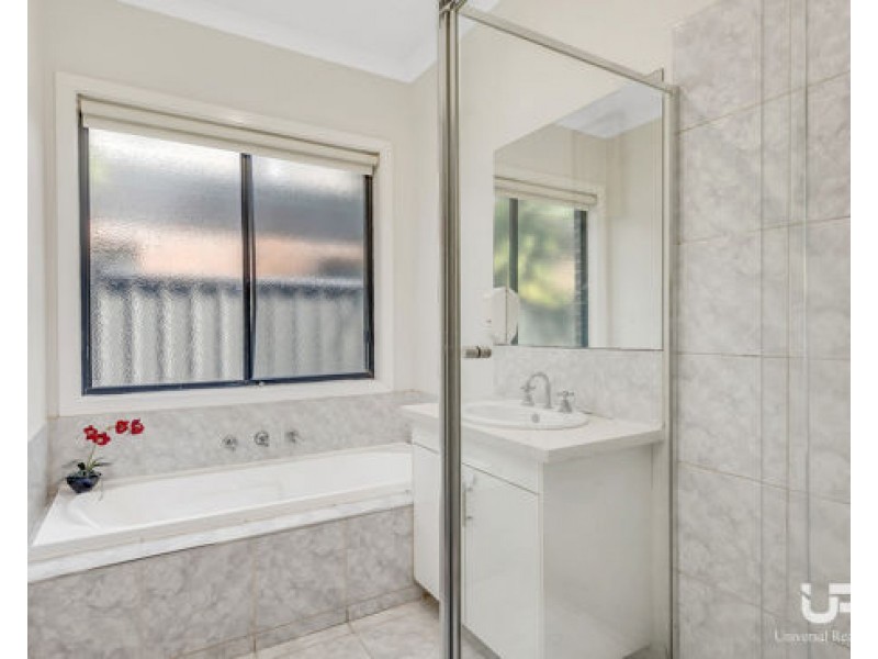 70 Northumberland Circuit, Craigieburn VIC 3064