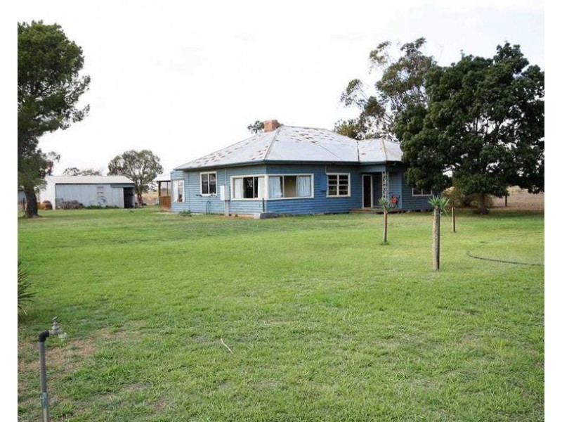 924 Lowe Road, Ballendella VIC 3561