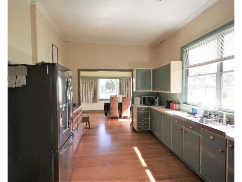 924 Lowe Road, Ballendella VIC 3561