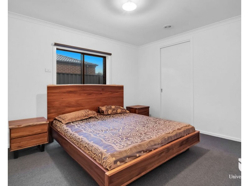 10 Cudgerie Close, Craigieburn VIC 3064