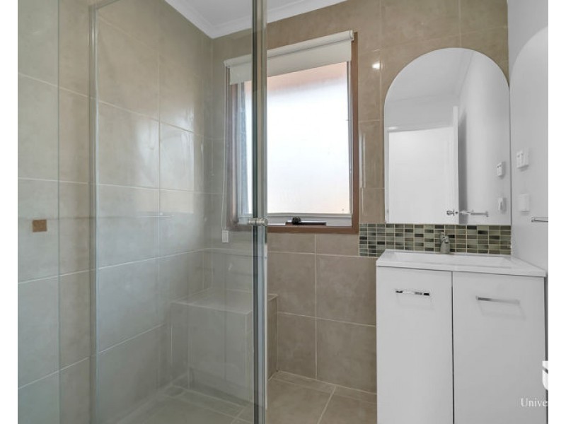 3 Plymouth court, Craigieburn VIC 3064