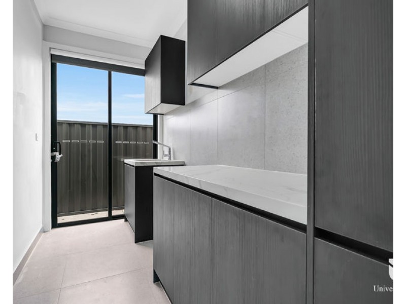 17 Clockwise Street, Greenvale VIC 3059