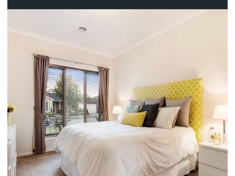 9 Eildon Circuit, South Morang VIC 3752