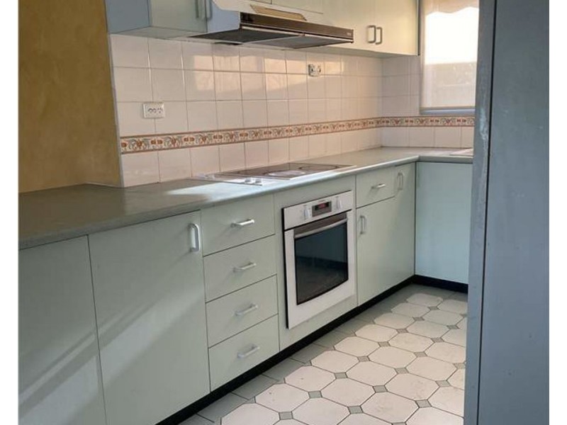 8 Mitford Crescent, Craigieburn VIC 3064