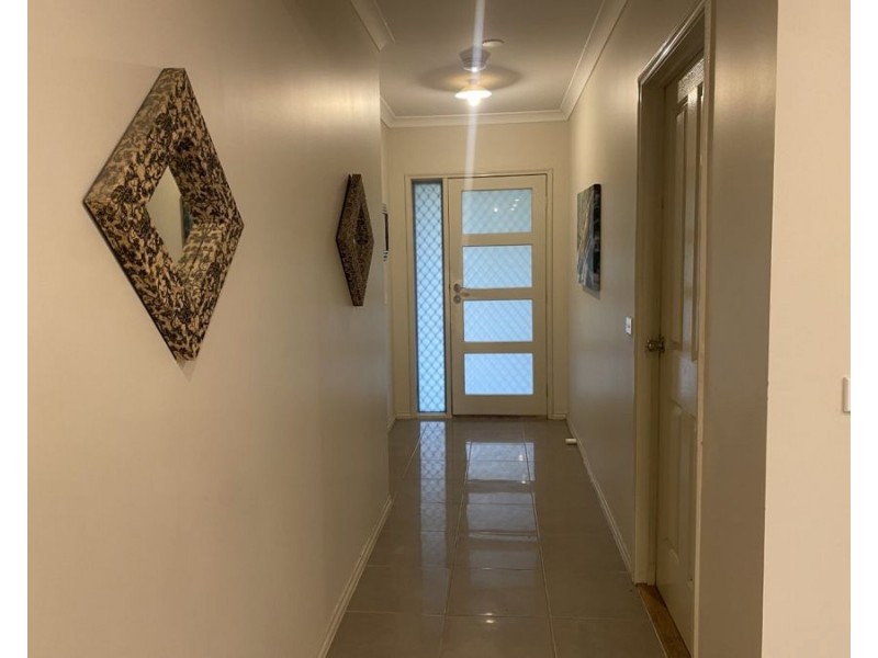 4 Maloney Avenue, Craigieburn VIC 3064