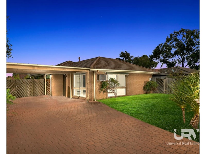 17 Carlisle St, Craigieburn VIC 3064