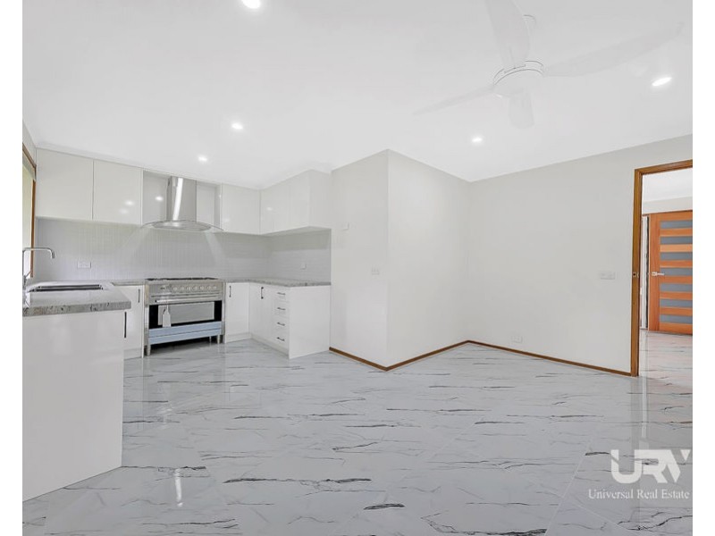 17 Carlisle St, Craigieburn VIC 3064