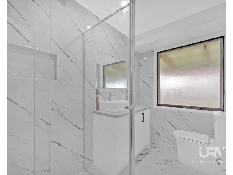 17 Carlisle St, Craigieburn VIC 3064