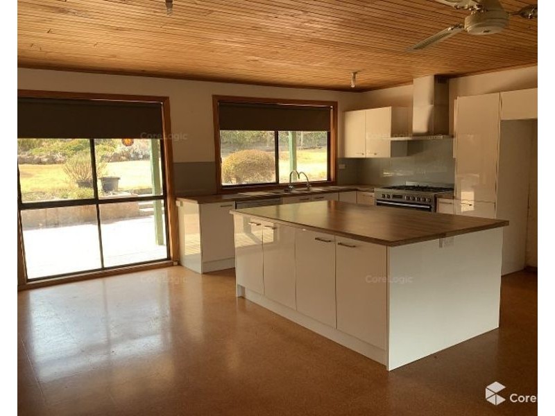 327 Lithgow St, Beveridge VIC 3753