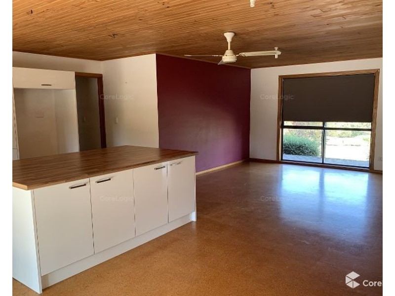 327 Lithgow St, Beveridge VIC 3753
