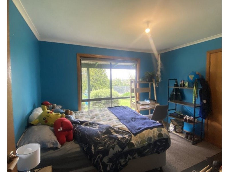 327 Lithgow St, Beveridge VIC 3753