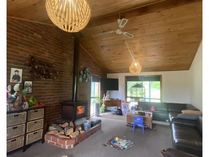 327 Lithgow St, Beveridge VIC 3753