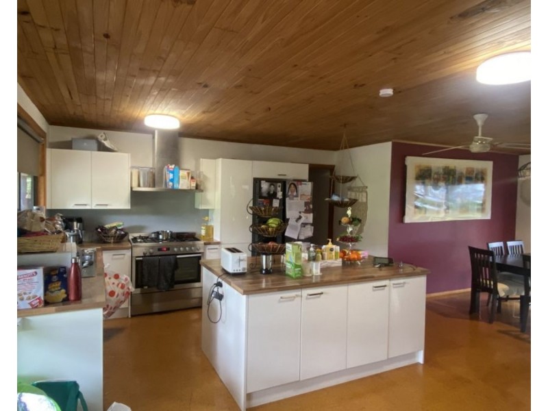 327 Lithgow St, Beveridge VIC 3753