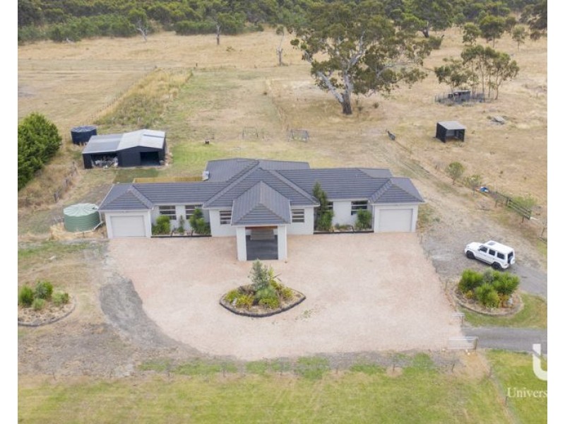 85 Lakeview drive, Mickleham VIC 3064