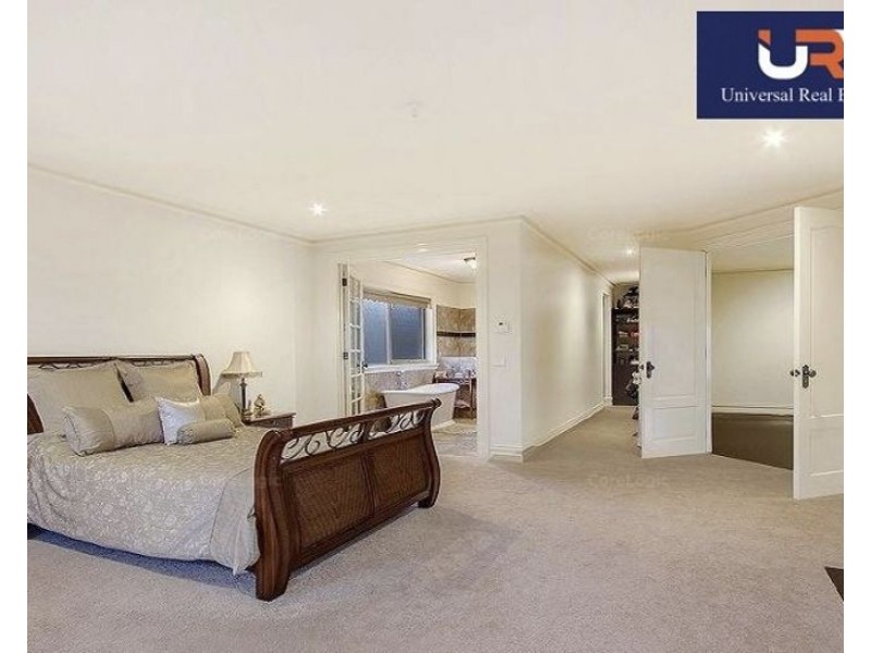 8 Excelsior Heights, Craigieburn VIC 3064