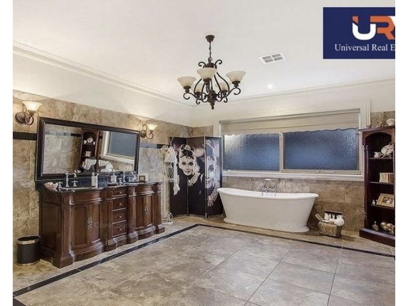 8 Excelsior Heights, Craigieburn VIC 3064