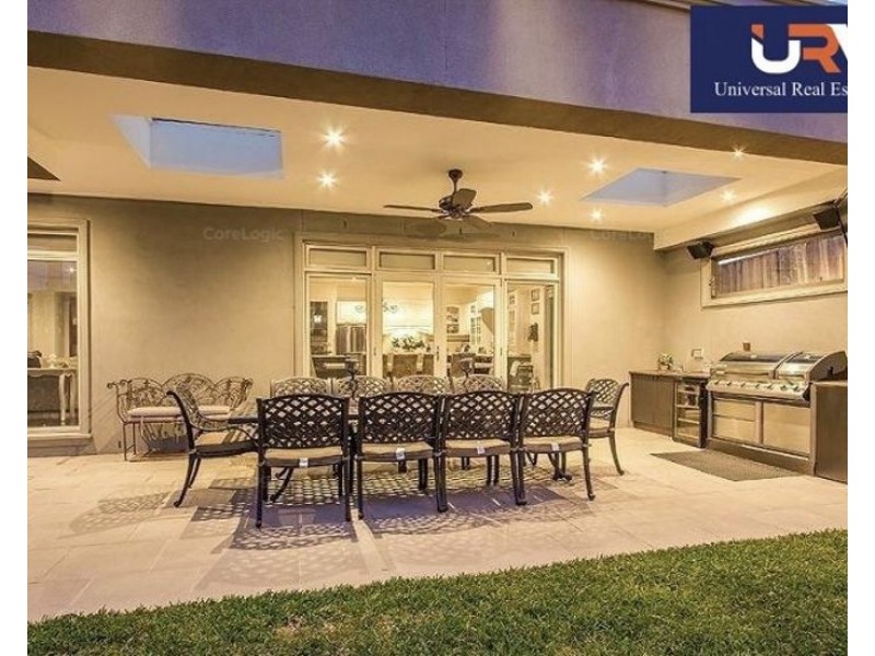 8 Excelsior Heights, Craigieburn VIC 3064
