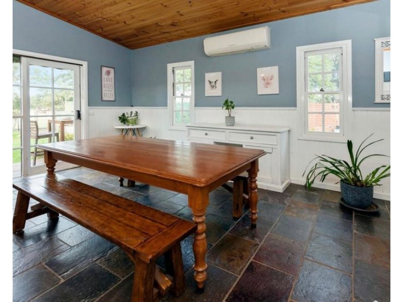 1200 Donnybrook Road, Donnybrook VIC 3064