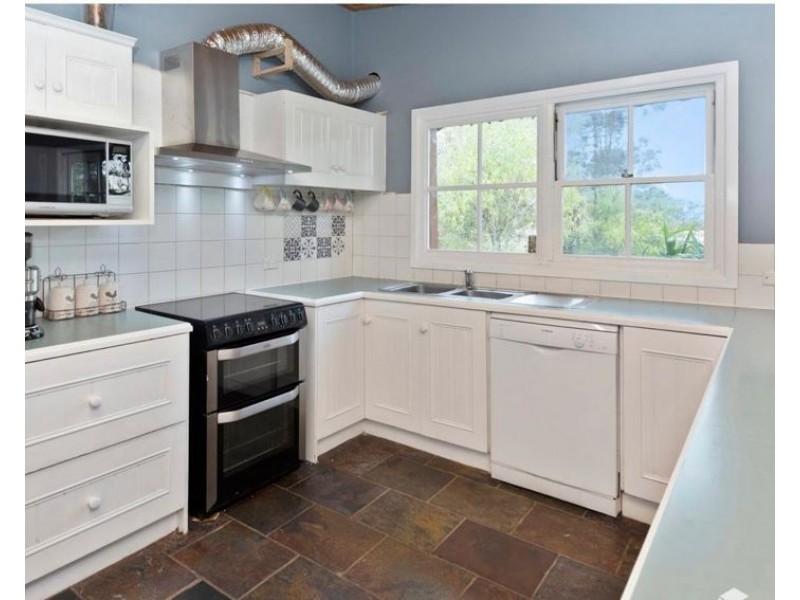 1200 Donnybrook Road, Donnybrook VIC 3064