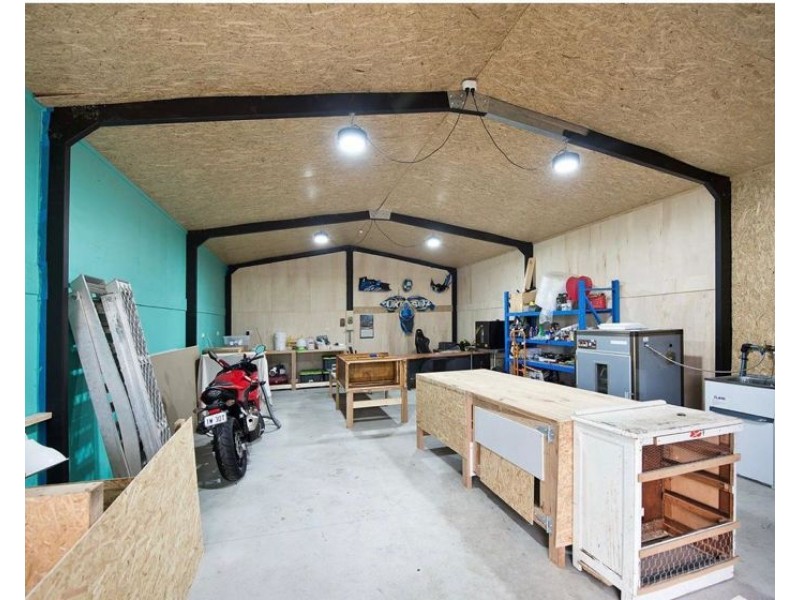 1200 Donnybrook Road, Donnybrook VIC 3064