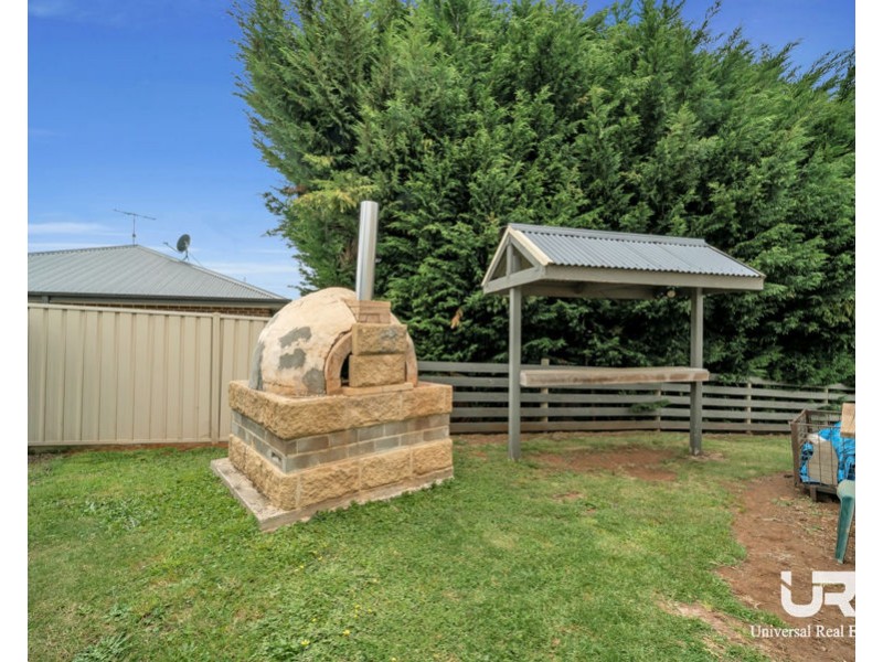 6 Commerce Court, Kilmore VIC 3764