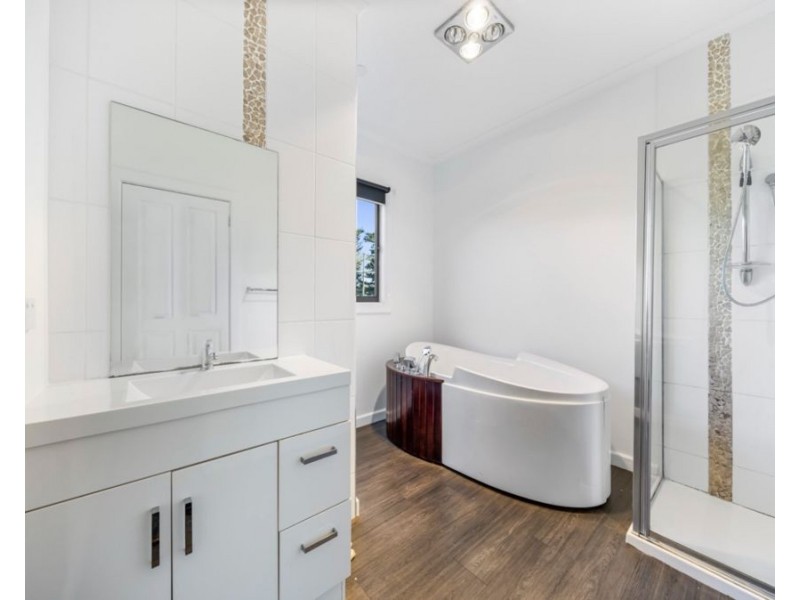 926 Sebastopol-Smythesdale ROSS CREEK, Sebastopol VIC 3356