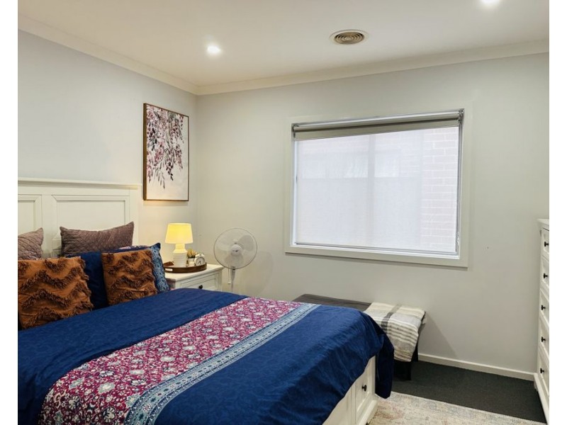 22 Hues Street, Craigieburn VIC 3064