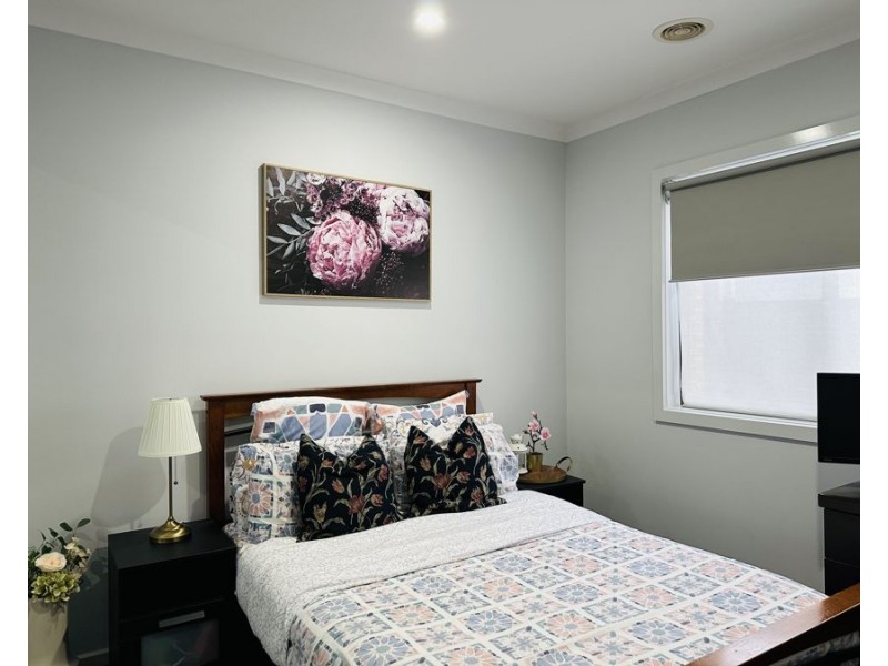 22 Hues Street, Craigieburn VIC 3064