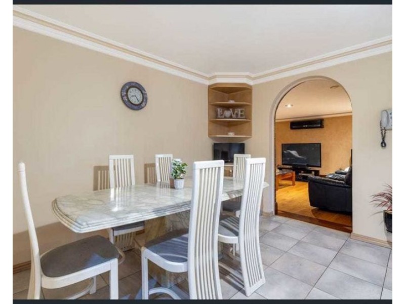 44 Hothlyn Drive, Craigieburn VIC 3064