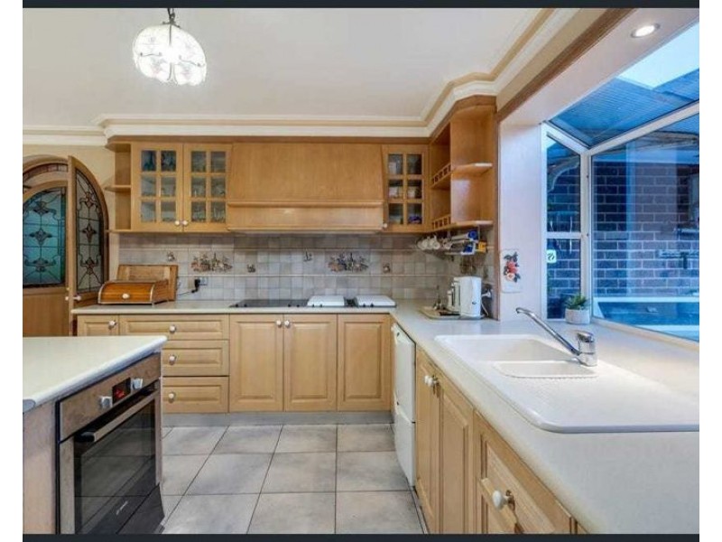 44 Hothlyn Drive, Craigieburn VIC 3064