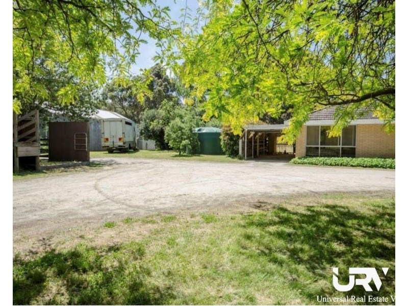 Pakenham South VIC 3810