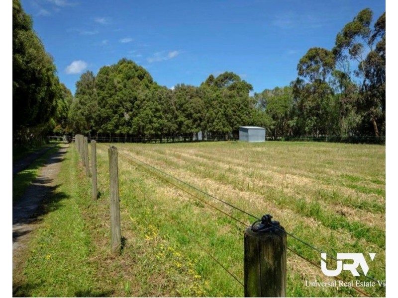 Pakenham South VIC 3810