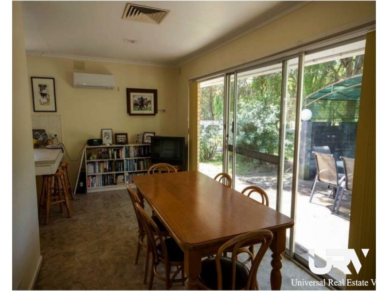Pakenham South VIC 3810