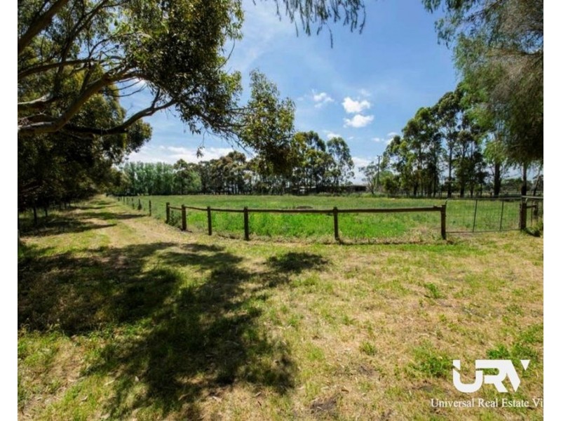 Pakenham South VIC 3810