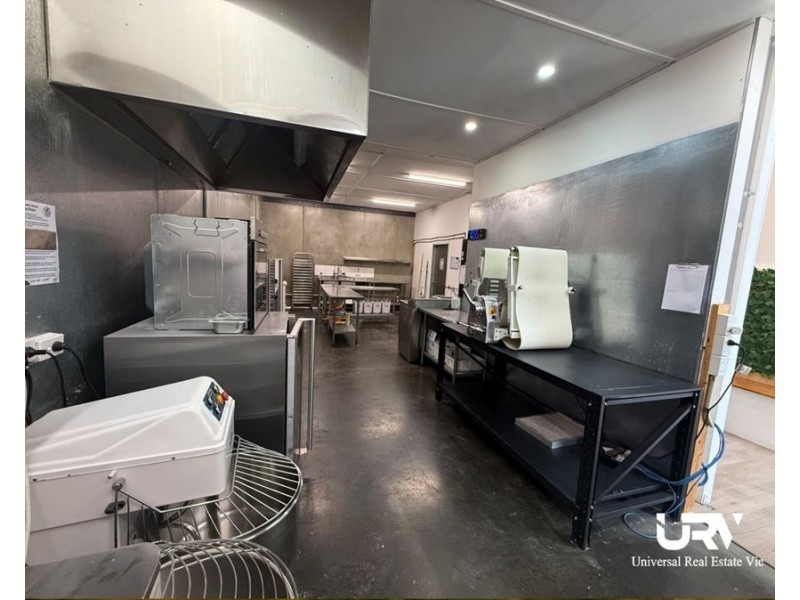 13 PICKETT DRIVE, Altona North VIC 3025