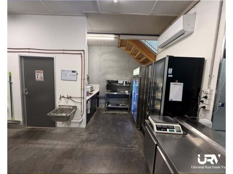 13 PICKETT DRIVE, Altona North VIC 3025