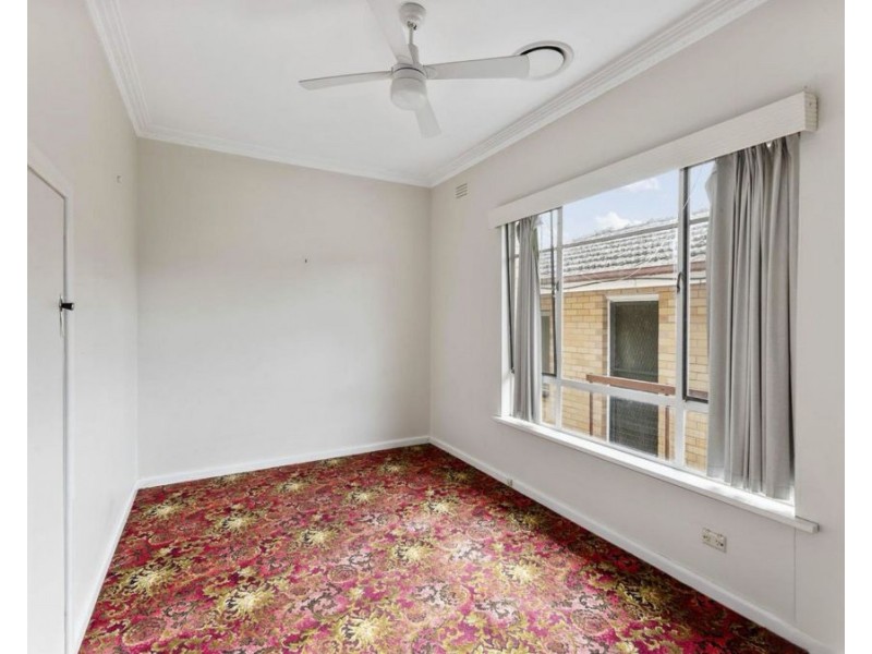 28 GOLF LINKS ROAD, Maiden Gully VIC 3551