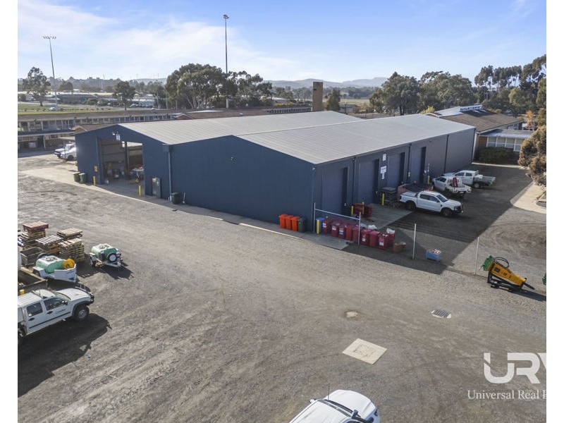 110 Elizabeth St, Ararat VIC 3377