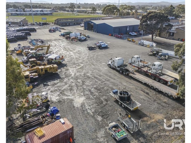 110 Elizabeth St, Ararat VIC 3377