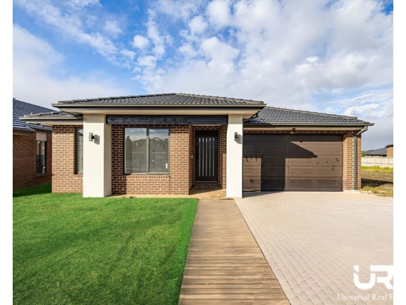 18 Raimeno Road, Wallan VIC 3756