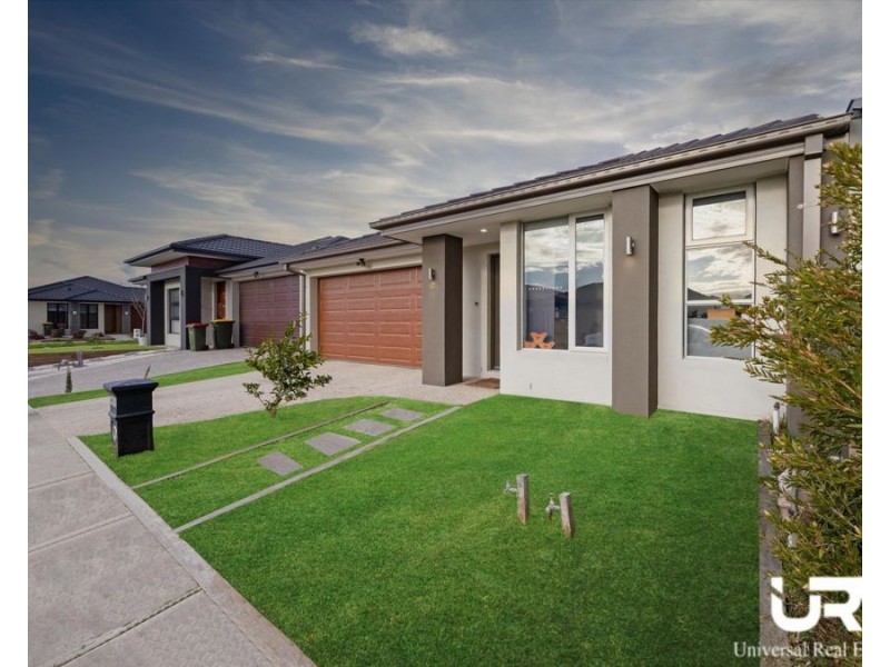 16 Luppino Street, Donnybrook VIC 3064