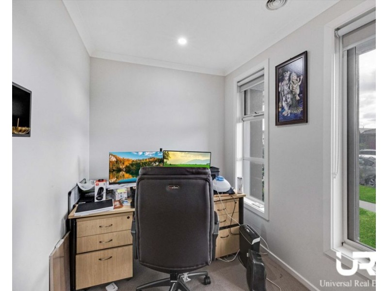 16 Luppino Street, Donnybrook VIC 3064