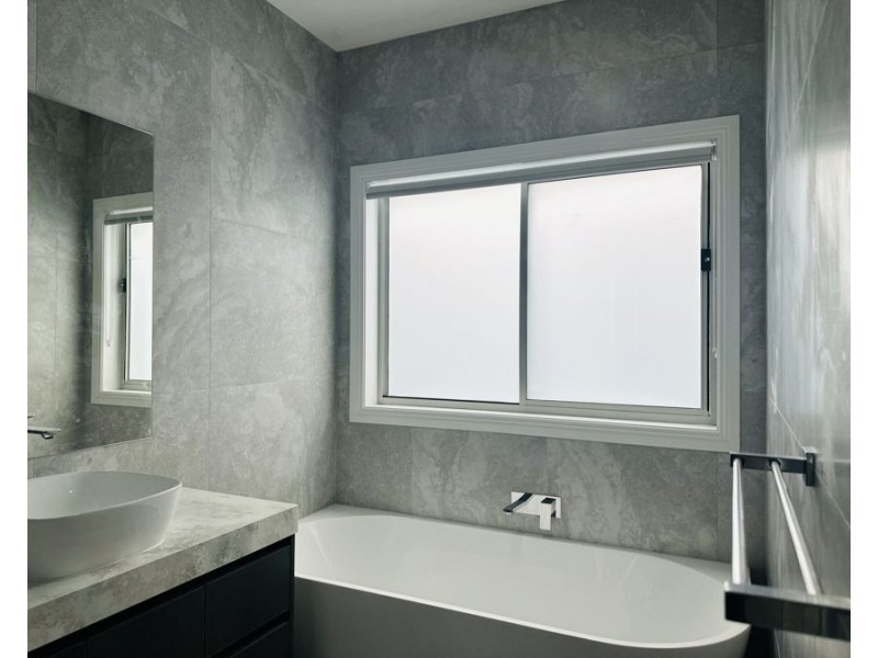 10 Stringybark Drive, Donnybrook VIC 3064