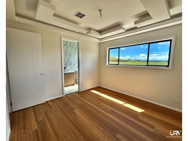 82 Blue Lake Drive, Wallan VIC 3756