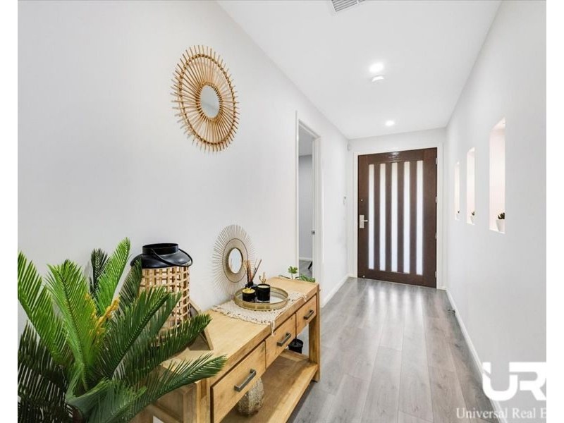 17 Blackmore Road, Mickleham VIC 3064