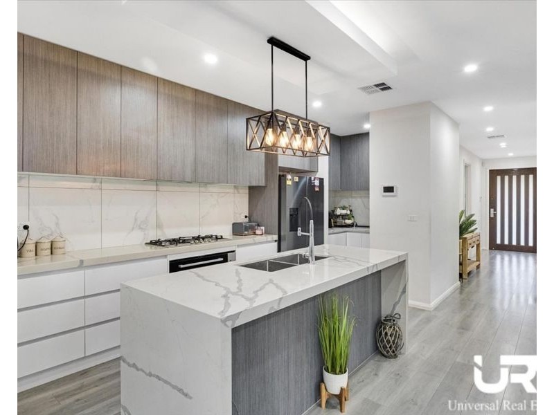 17 Blackmore Road, Mickleham VIC 3064